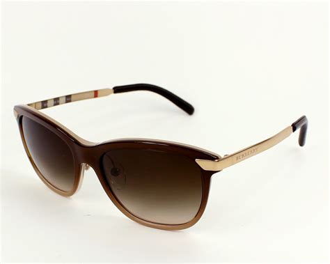 lunettes burberry femme soleil|Lunettes de soleil de luxe pour femme .